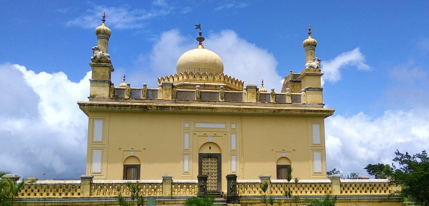 Raja's Tomb, Kodagu, Karnataka - Vushii.com Raja's Tomb, Kodagu, Karnataka - Vushii.com